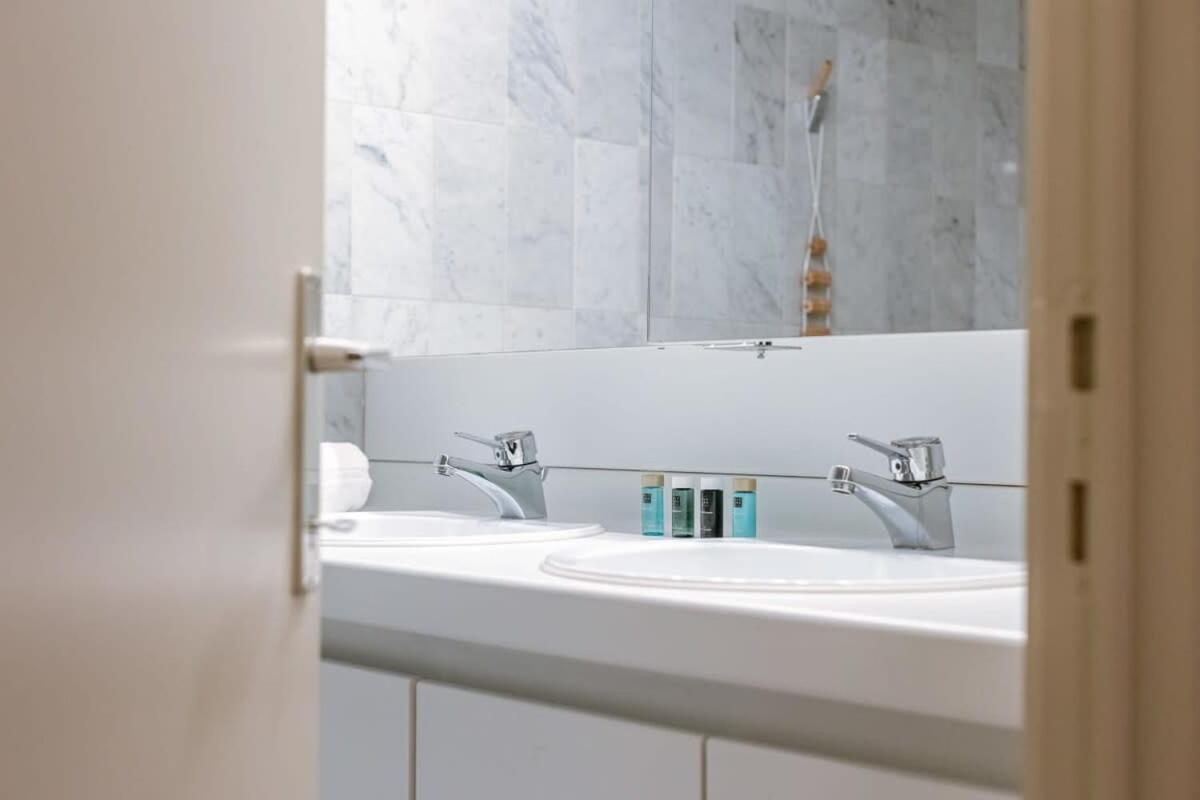 Huswell - Authentic Apartment With Terraces And Parking Knokke-Heist Eksteriør billede