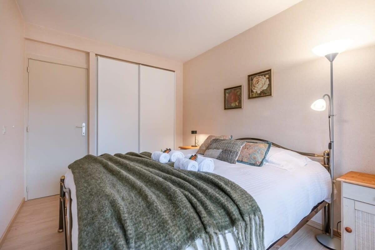 Huswell - Authentic Apartment With Terraces And Parking Knokke-Heist Eksteriør billede